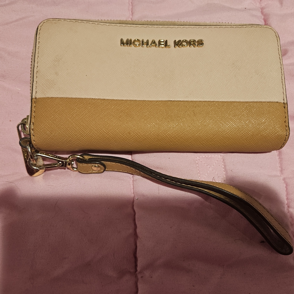 Michael Kors Cream and Tan Wristlet